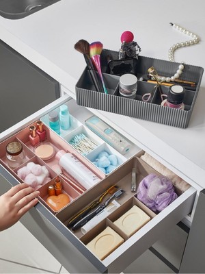 UltraMint Çekmece Içi 4 Bölmeli Takı ve Makyaj Düzenleyici, Pratik ve Şık Tasarım