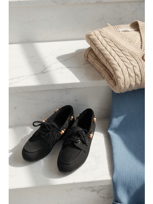 Divolya Bonita Siyah Süet Boncuk Detaylı Babet Ayakkabı