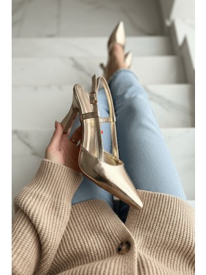 Divolya Semiras Gold Kırışık Rugan Yanları Açık ( 9 cm Topuklu ) Sivri Burun Topuklu Ayakkabı