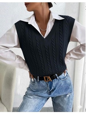 Yuga Knitting Saç Örgü Detaylı Kadın Süveteri