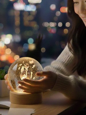 PremiumPort Kristal Cam Gece Lambası, Sihirli ve Zarif Dekorasyon Parçası