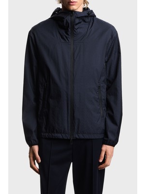 Emporio Armani Regular Fit Logolu Kapüşon Yaka Mont Erkek Mont EM004952 AF15384 UB118