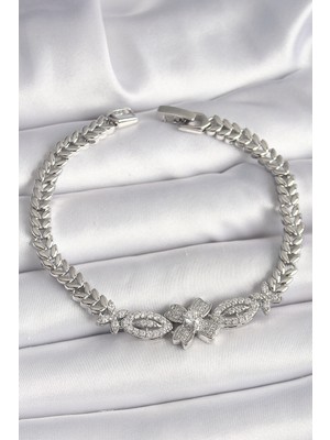 TrentCo Pirinç Gümüş Renk Zirkon Taşlı Çiçek Figür Arpa Zincir Model Kadın Bileklik - Lisinya