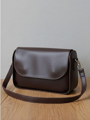 Veyla Style Klasik Acı Kahve Renk Suni Deri Omuz Askılı Çanta