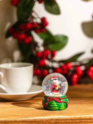 PremiumPort Şık Kar Küresi Dekoru, Evinize Zarif Bir Dokunuş Katın