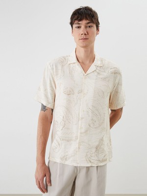 Lc Waikiki Yeni Sezon Rahat Kalıp Resort Yaka Kısa Kollu Desenli Erkek Gömlek