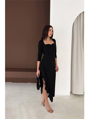 Neşeli Butik Kadın Siyah Eteği Volanlı Asimetrik Kesim Kare Yaka Elbise