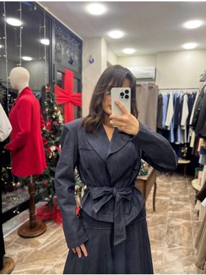 Vatkalı Bağlama Detaylı Kısa Kot Ceket