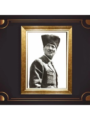 Giyense Özel Seri Altın Paspartulu Çerçeveli Atatürk Tablo TR254
