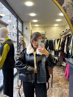 Yakası ve Içi Peluş Deri Ceket - Siyah