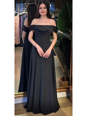 Abiyeniall Siyah Madonna Yaka Kloş Etekli  Krep Uzun Abiye Elbise 11177-01