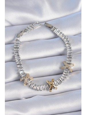 Nuveden Pirinç Gümüş Renk Taşlı Su Yolu Model Vip Seri Kadın Bileklik - TJ-BB6402 DIE-RSTG34