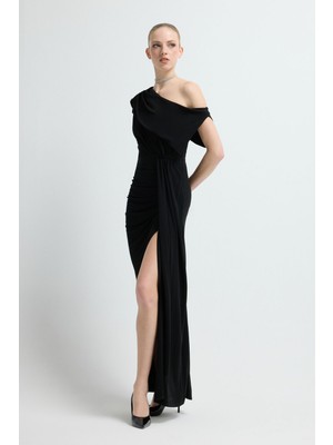 Adl Yırtmaç Detaylı Örme Elbise Siyah 12445904000