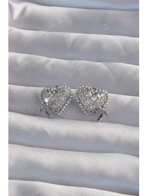 İlk El Grup Pirinç Gümüş Renk Fiyonk Detay Incili Zirkon Taşlı Kalp Küpe - TJ-BKP9298 Iegtgrs-34