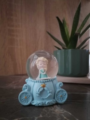 PremiumPort Parlak ve Sevimli Mini Kar Küresi, Dekoratif ve Şık Hediye Seçeneği