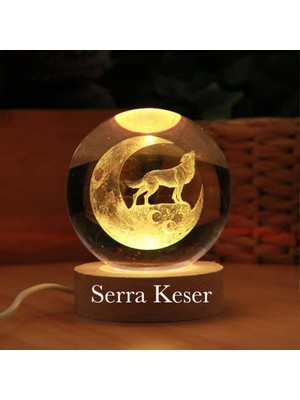 PremiumPort Kişiye Özel Büyük Boy Işıklı Ahşap Kaideli Kurt Temalı Cam Küre 8cm