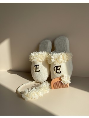 AdNovasam Harf Detaylı Lohusa Terlik-Tarak-Taç-Seti (Kalıbı Dar 1 Numara Büyük Alınız)Harf Belirtiniz!