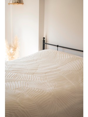 La Notte Çift Kişilik Embos Battaniye Bej