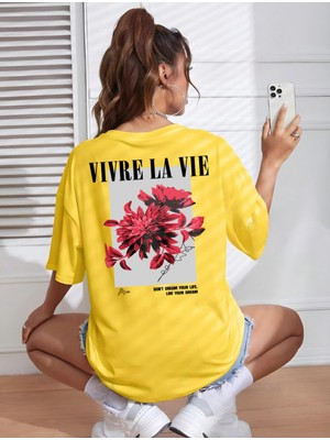 Risil-Nu Company Yeni Sezon Oversize "vivre La Vie" Baskılı Pamuklu Penye Kumaş Sarı Tişört