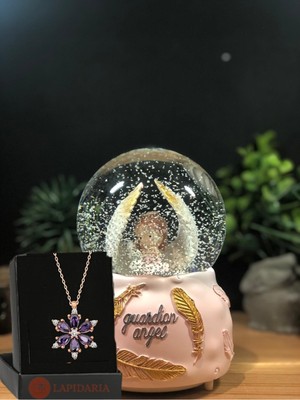 PremiumPort Melek Temalı Işıklı Müzikli Kar Küresi ve Lotus Kolye Seti