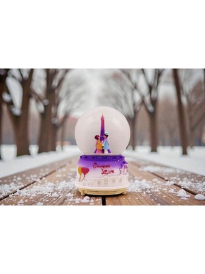 PremiumPort Paris ve Aşıklar Temalı Müzikli Su Küresi, Kar Yağışlı Dekorasyon