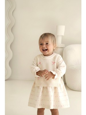 Monila Kız Çocuk Pamuklu Puantiye Desenli Elbise - Triko Yelek Detaylı, Fiyonk Aplikeli