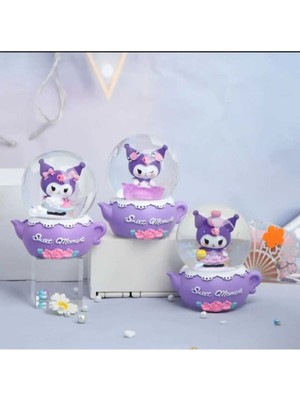 PremiumPort Işıklı Kuromi Sanrio Kar Küresi, Eğlenceli ve Renkli Dekorasyon