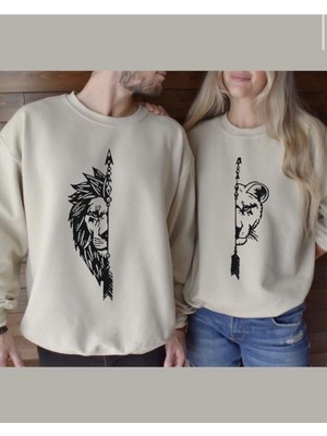 Risil-Nu Company Kış Sezonuna Özel %100 Pamuklu Aslan Baskılı Sıfır Yaka Sevgili Kombini Sweat