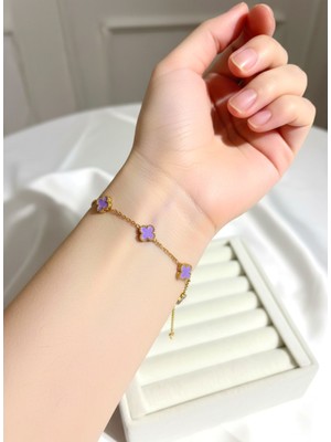 Atalya Accessory Mini Yonca Kadın Bileklik – Mor Taşlı Gold Renk, Paslanmaz Çelik, Kararma Yapmaz, Şık Takı