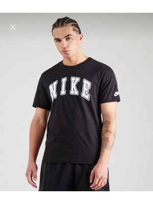 Nike Sportswear Club Seasonal Short-Sleeve Siyah Erkek T-Shirt FZ7987-011