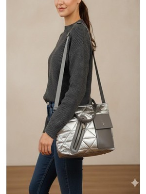 Shoemix Kadın Gümüş Puf Kapitone Omuz Çantası-Modern Tasarım Çapraz Askılı Günlük Çanta