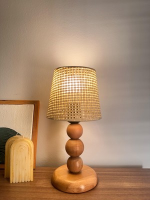 KorFam Krem Hazeran Görünümlü Bohem Ahşap Ayaklı Abajur