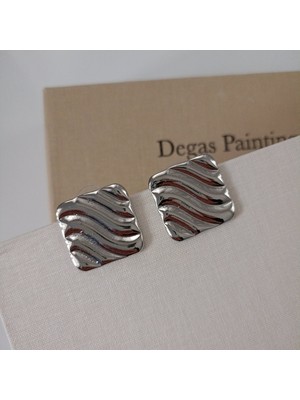 Lente Aksesuar Modern Dalga Dokulu Kare Küpe - Günlük ve Özel Gün Şıklığı Retro Küpe