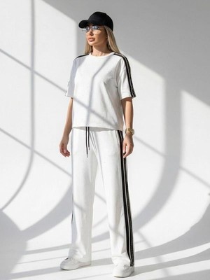 Kokoşum Butik 7492 Yanları Simli Şeritli Takım Beyaz