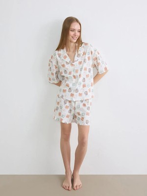 LC Waikiki Ekru Gömlek Yaka Desenli Kadın Şortlu Pijama Takımı  (S6)
