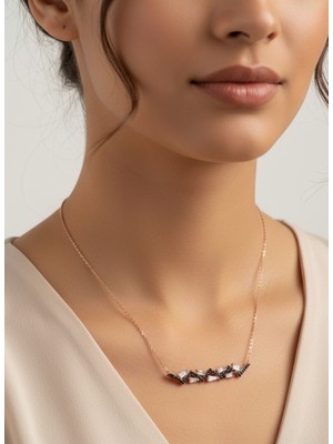 925 Ayar Gümüş Siyah Baget Zirkon Taşlı Gold Zincirli Kadın Trend Kolye Sevgililer Günü Hediye