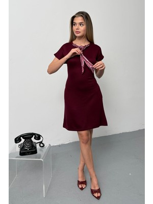 Giysa Kadın Yakası Fular Detaylı Çift Cepli Elbise Bordo - 26Y 26724