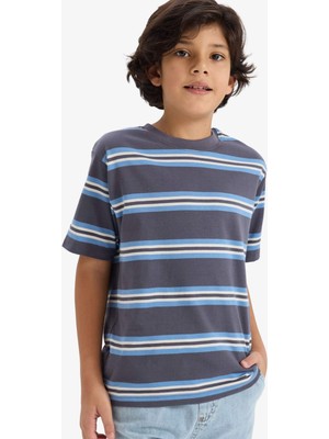 DeFacto %100 Pamuk New Regular Fit Bisiklet Yaka Kısa Kollu Tişört Erkek Çocuk G0946A826SM
