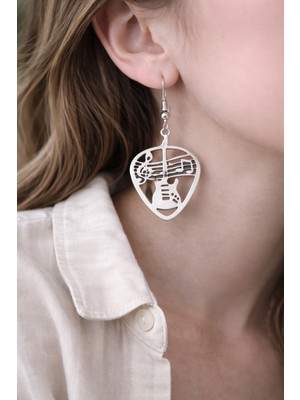 Herşey Nota Gitar Desenli Pena Formlu Metal Sallantılı Küpe