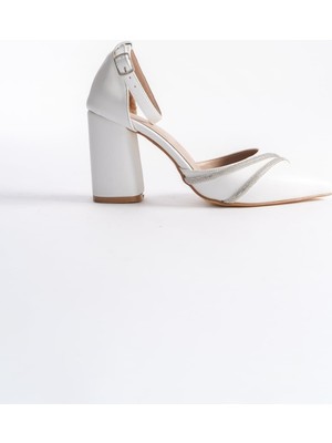 Shoegar Kadın Beyaz Topuklu Ayakkabı EATR08MS32B