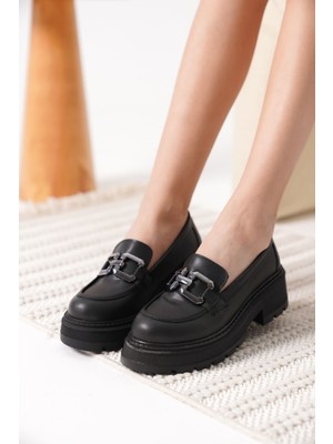 Shoegar Cilt Siyah Kadın Loafer EATR17MS01D