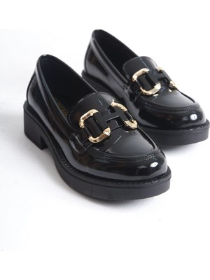Shoegar Rugan Siyah Gold Tokalı Kadın Loafer EATR17MS02A