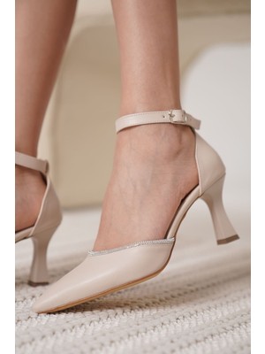 Shoegar Taşlı Kadın Bej Topuklu Ayakkabı EATR12MS02C
