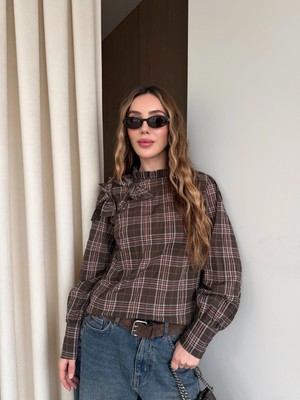 Laluvia Kahverengi Yakası Fiyonk Detaylı Gömlek - 507