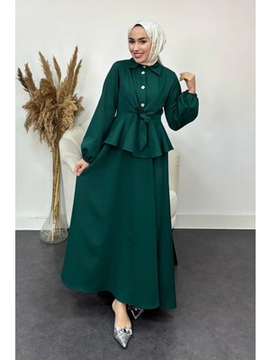Tesettür Diyarı Taş Düğme Detaylı Krep Tesettür Takım- Zümrüt
