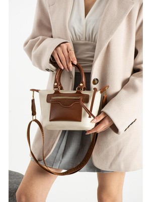 Change Time Berlin Ufak Boy Şık Tasarım El ve Çapraz Çanta En:22 Cmboy:15 cm Dip: 10 cm