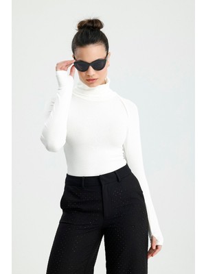 Rose Arya Beyaz Balıkçı Yaka Kol Dikişli Badi