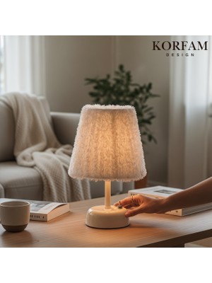 KorFam Beyaz Peluş Pilli Masa & Gece Lambası