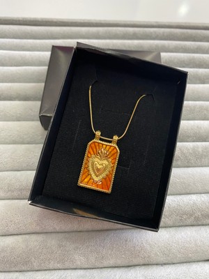 Pink Kalp Detaylı Turuncu Çelik Kolye