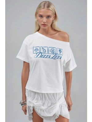 Hiccup Kadın Baskılı Kayık Yaka Tek Omuz Tişört Tozlu Beyaz